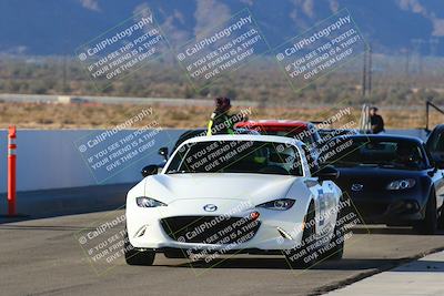 media/Feb-05-2022-Club Racer Events (Sat) [[6a5296a304]]/Around the Pits/